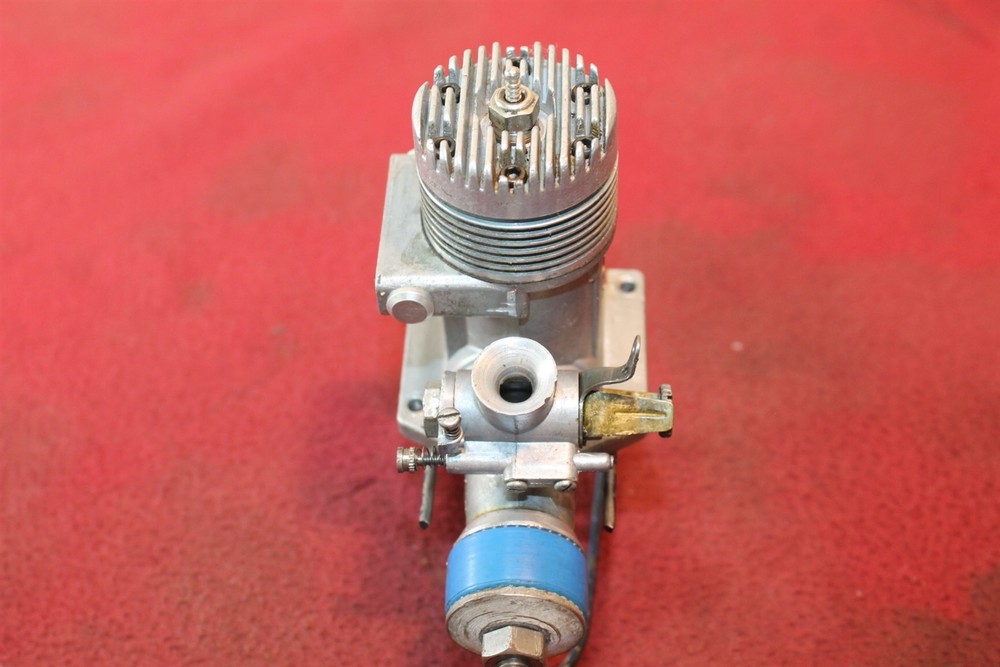 FOX .40 R/C RADIO CONTROL MODEL AIRPLANE ENGINE 40 NICE