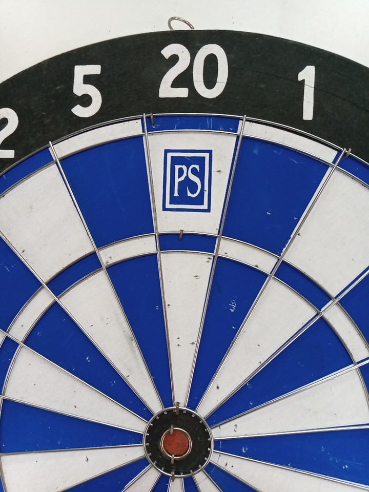 PS Logo Pre-owned Double Sided Dartboard Standard & Target