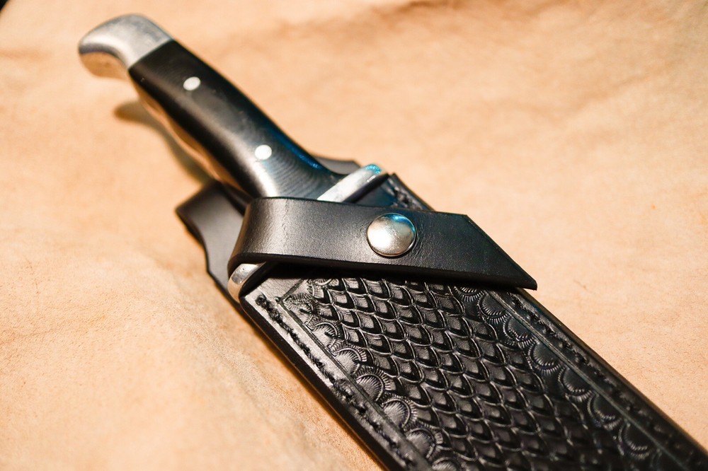 Custom Leather Sheath for Buck 124