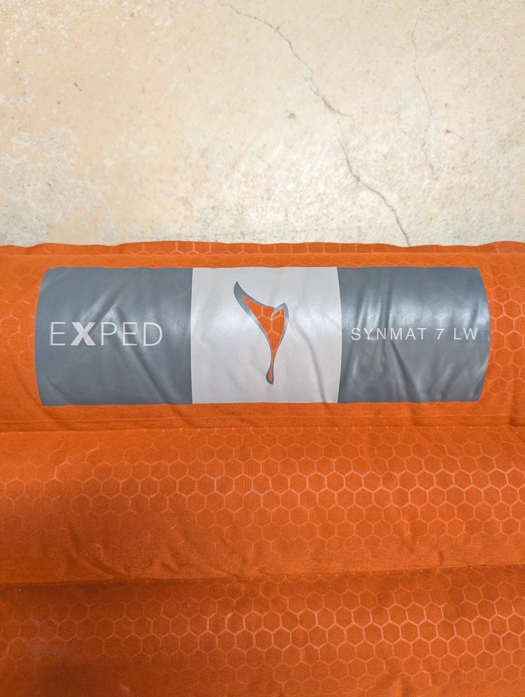 Exped SynMat 7 LW Sleeping Pad Integrated Pump