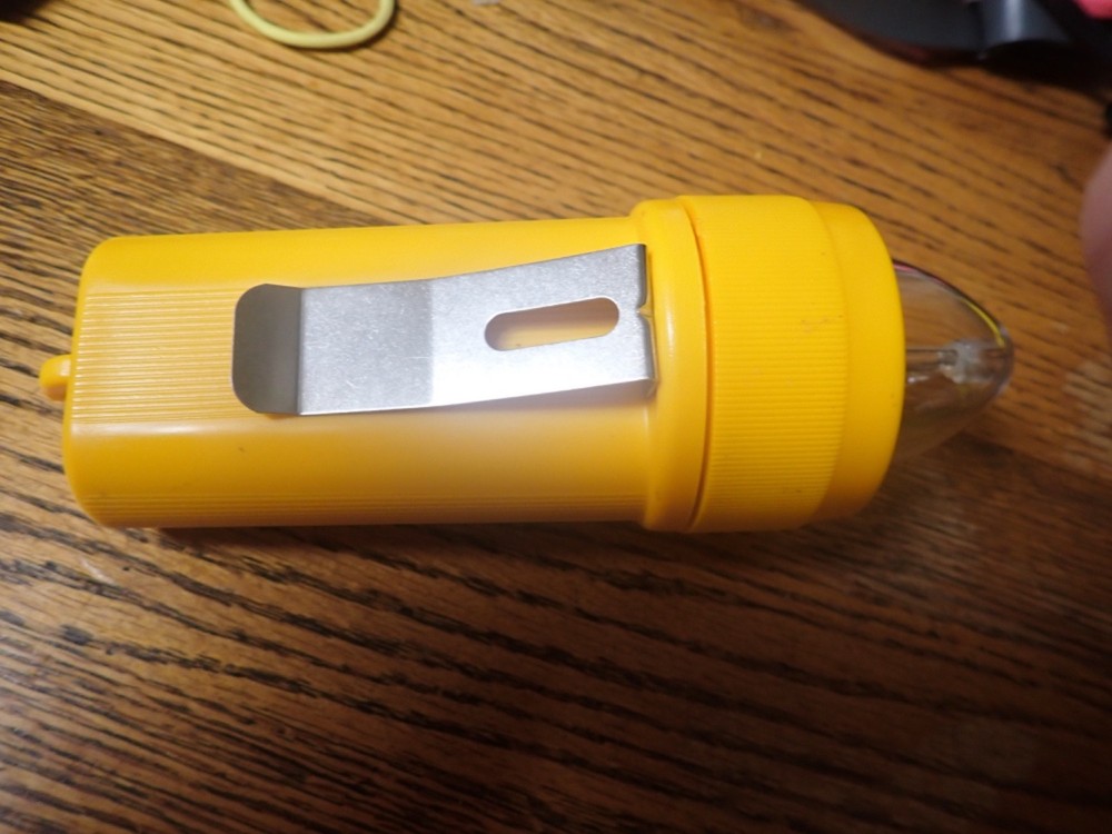 Rare working Ikelite Mini C Marker Strobe Lite Scuba Flashing Light Nice!