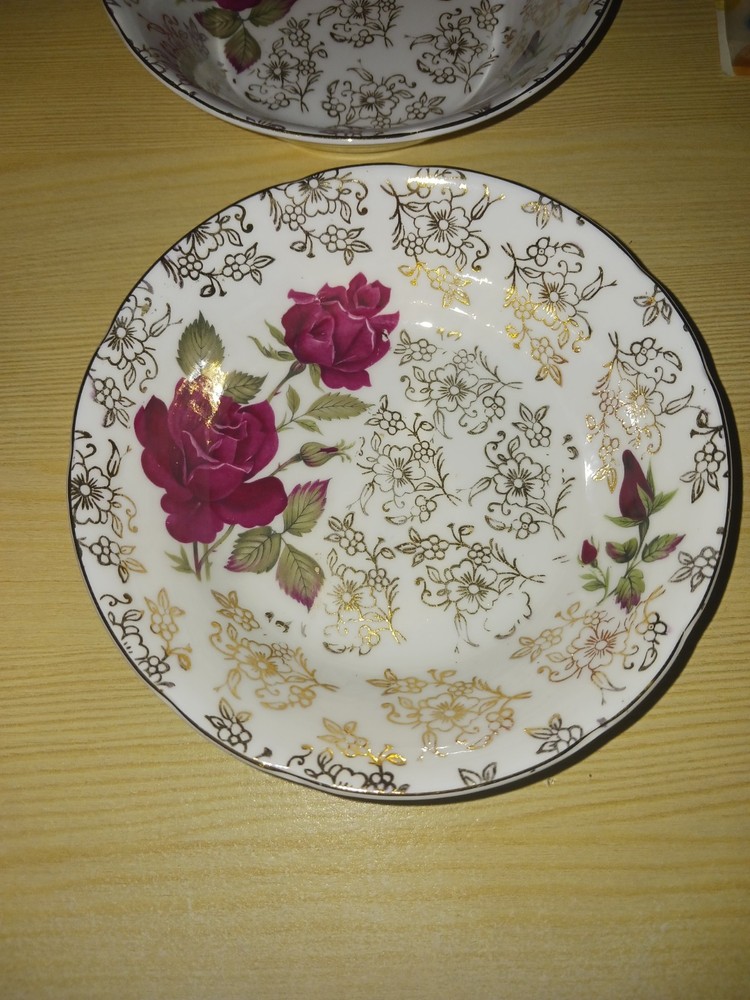 Rose/gold bone china bowl set
