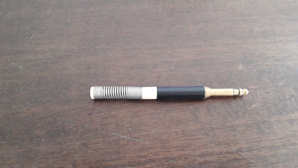 VINTAGE SOLID BRASS PL-55 1/4" 6.35mm MONO PLUG WITH SPRING PROTECTOR NOS