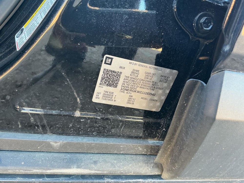 TRAVERSE 2018 Glove Box 4928972
