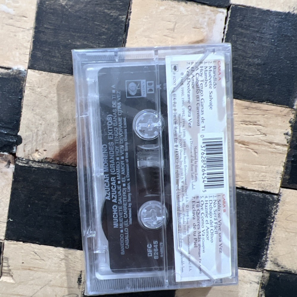 Sugar Tan Cassette Spanish Lots Sugar Grandes Exitos 1997