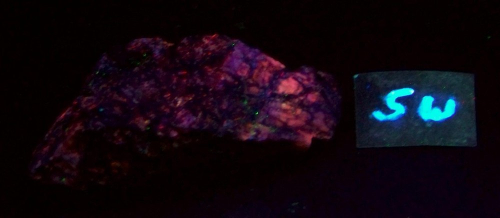 Fluorescent Calcite from AZ for Mineral Specimen
