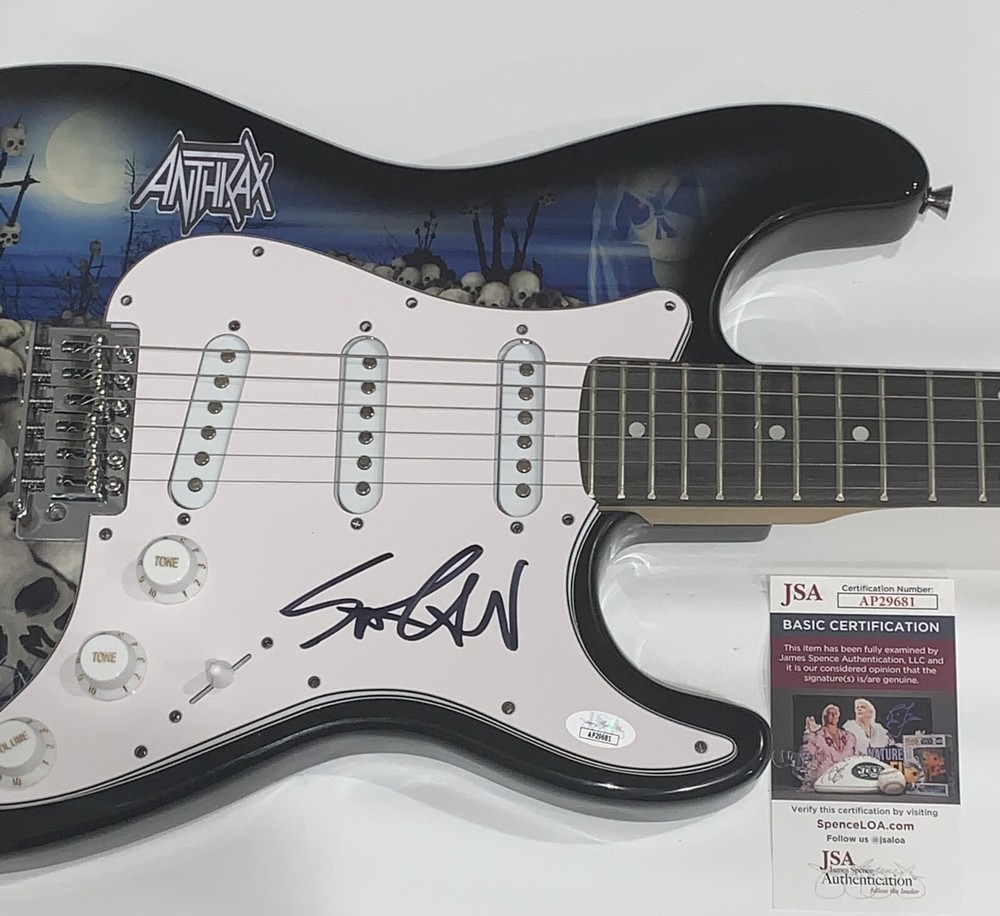 SCOTT IAN SIGNED SKULL ELECTRIC GUITAR ANTHRAX PROOF JSA COA