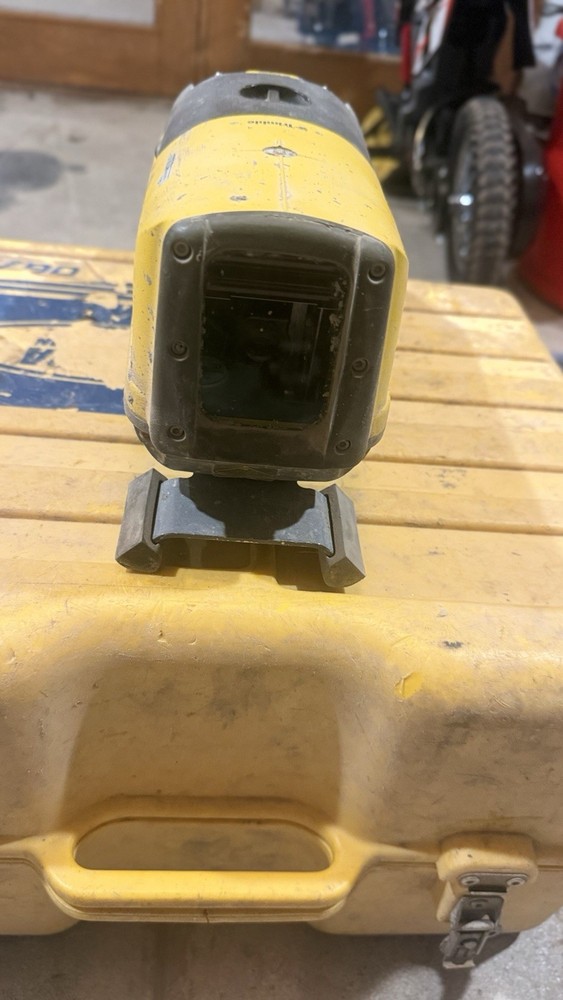 Trimble Spectra Precision DG711 Pipe Laser