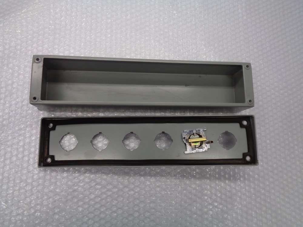 HOFFMAN A-152 ENCLOSURE NSNP