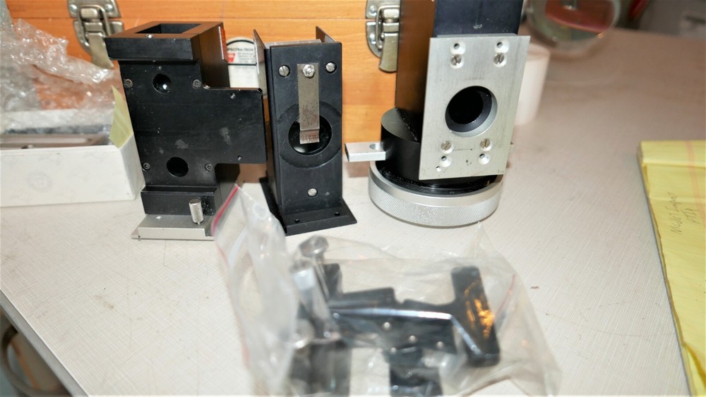 Spectra-tech FT-IR Sampling Kit 0002-105 with 0001-603 Base Trough Plate
