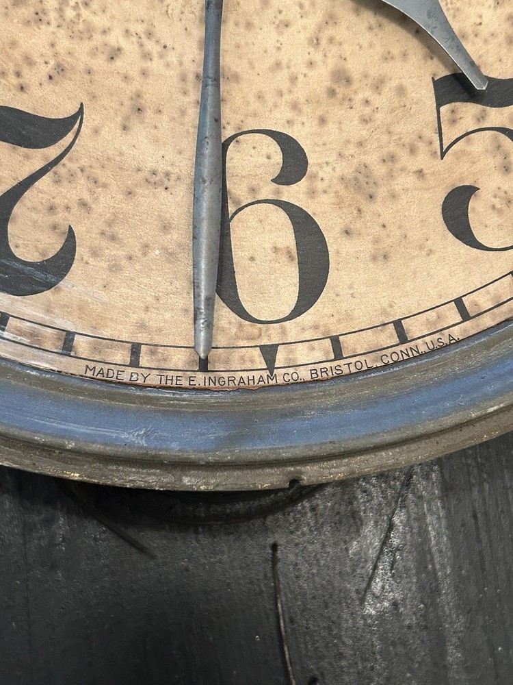 ANTIQUE LARGE INGRAHAM REGULATOR WALL CLOCK. UNTESTED.
