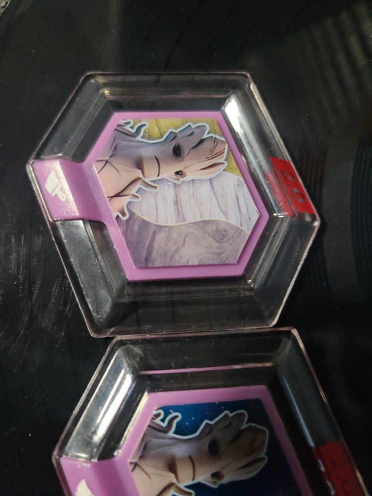 2 Used Disney Infinity 2.0 Marvel Power-Up Disc Groot No Original Packaging