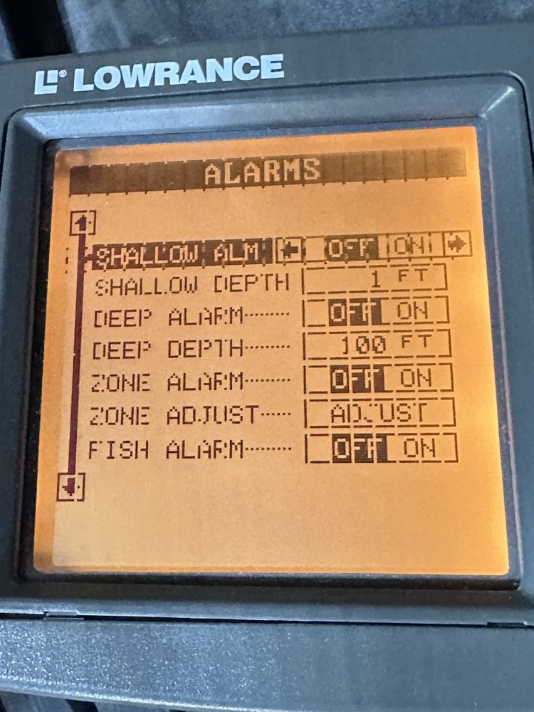 Lowrance X71 Head Unit / Cover - POWERS ON