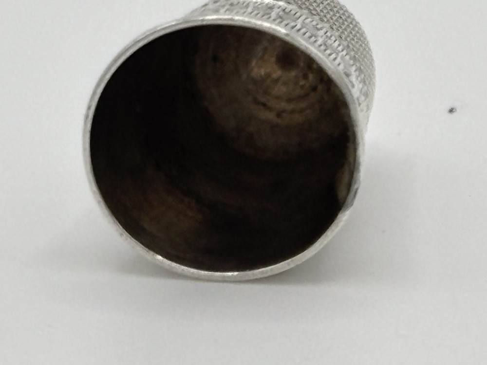 A Charles Horner Silver Thimble 1901 Chester Hallmark, Punched Dome