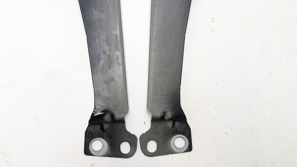 VOLVO V60 MK2 WING PANEL MOUNT BRACKET FRONT LEFT & RIGHT SIDE 31468234 2023