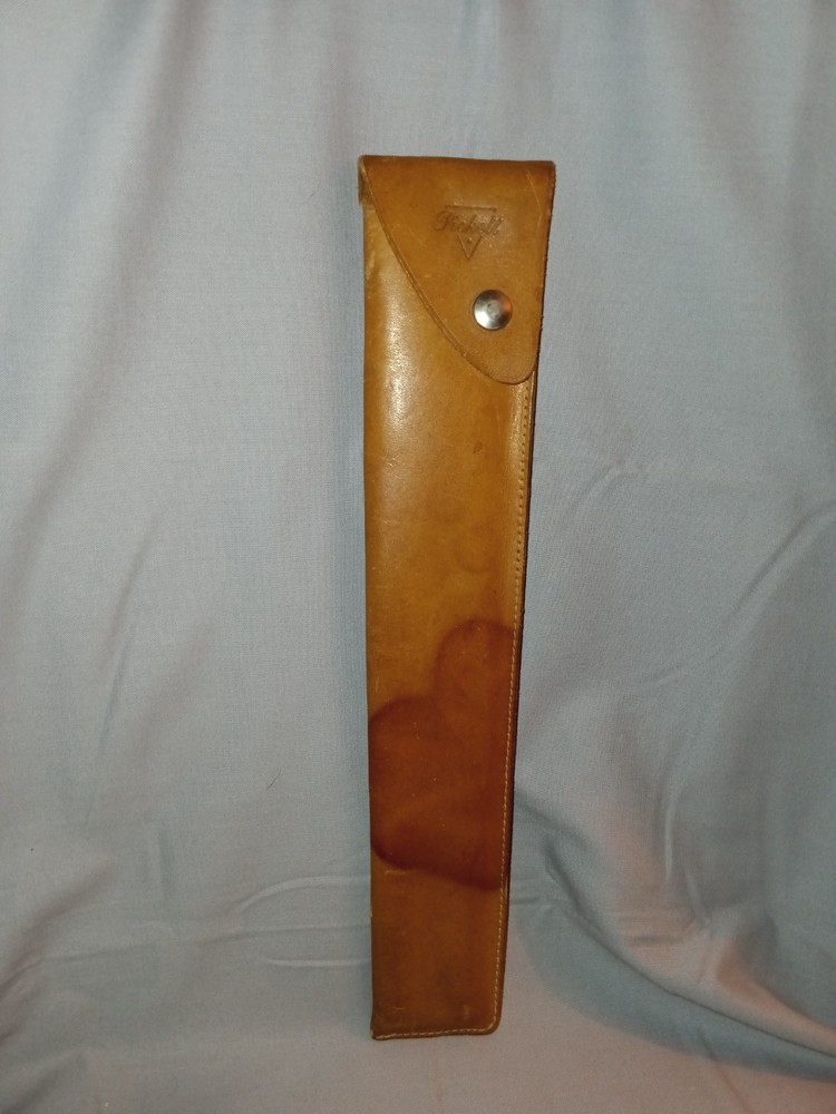 Vintage Pickett Synchro Scale Model 800-ES With Leather Case