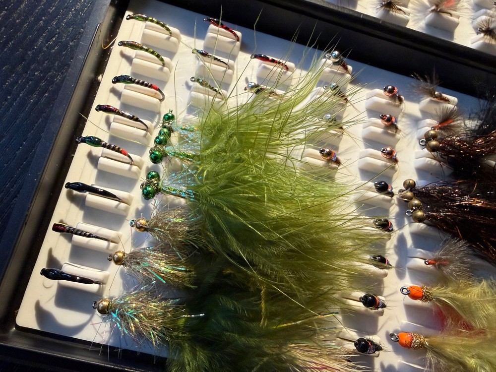Fly fishing box (fox box) with 100 flies