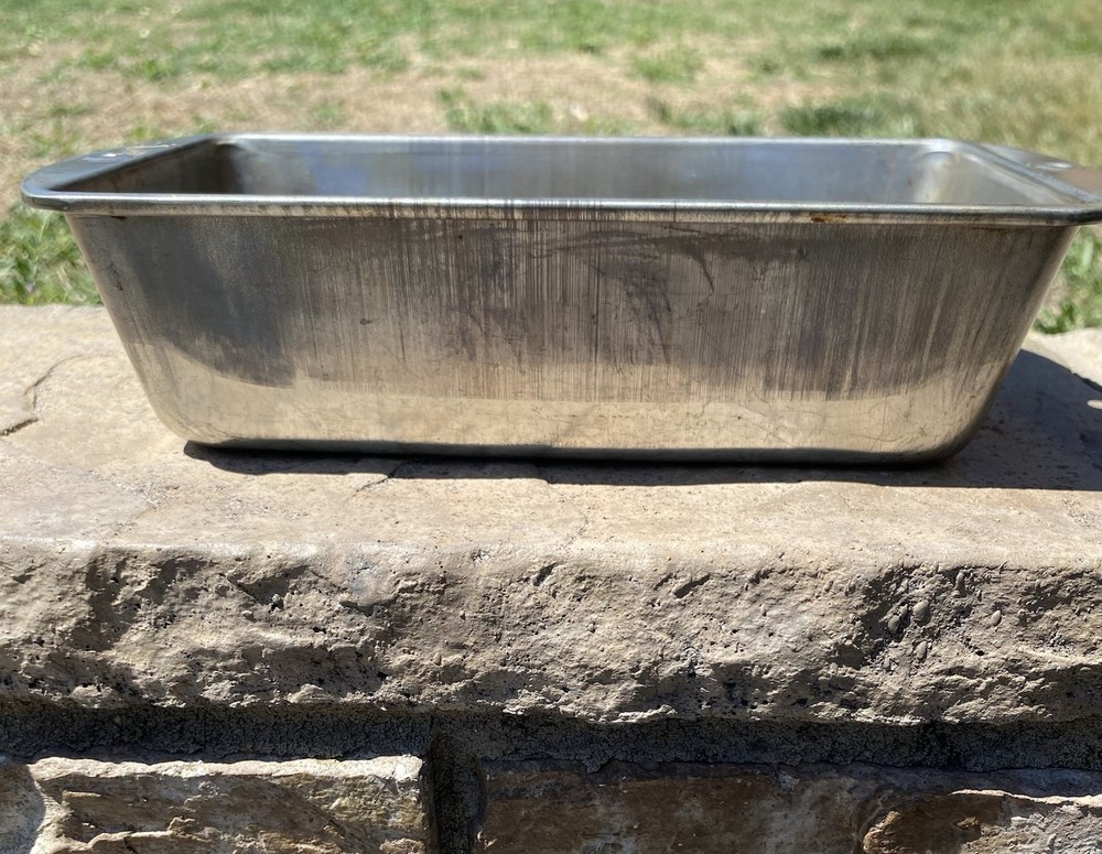 VINTAGE BAKE KING LOAF PAN USA.