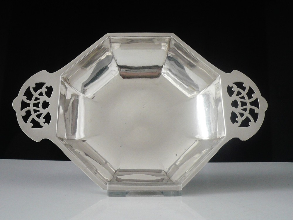Sterling Silver Quaich, Emile Viner, Sheffield 1936, Openwork Handles