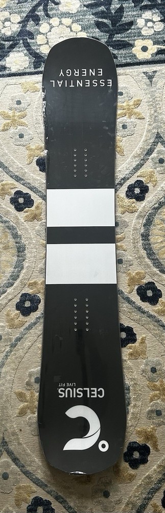 CELSIUS LIVE FIT ESSENTIAL ENERGY Snowboard Black White