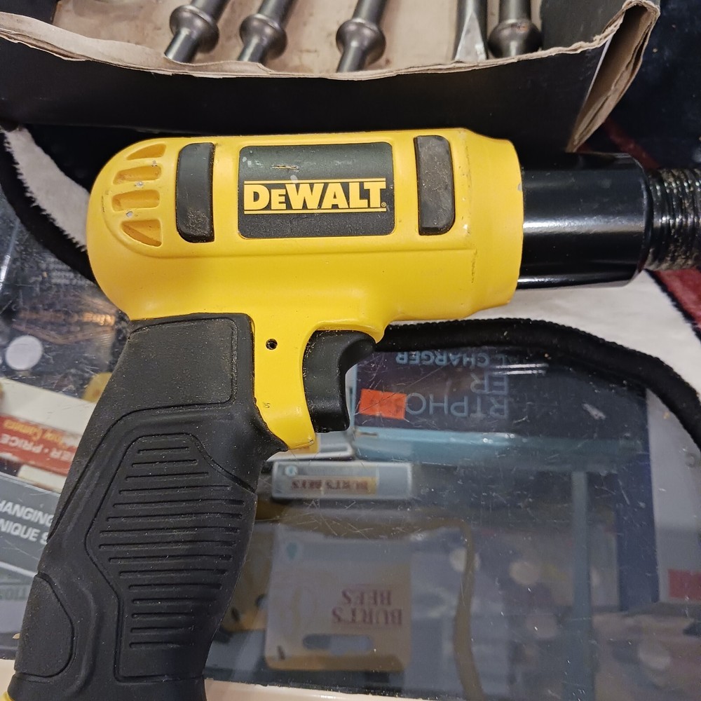 Dewalt Air Chisel Hammer .new Dwmt70785