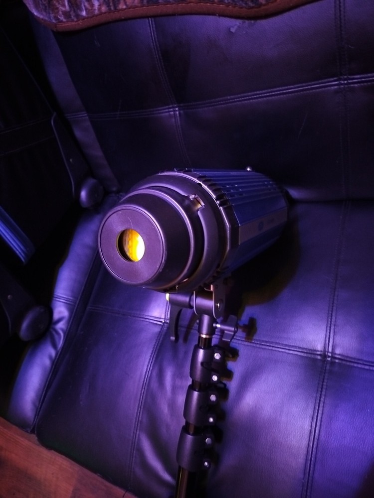 LED Digital Light Savage LED 1000