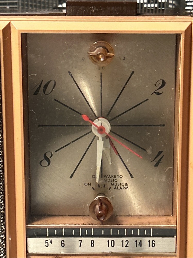 vtg 1966 sears silvertone solid state transistor radio Alarm Clock tested *Read*