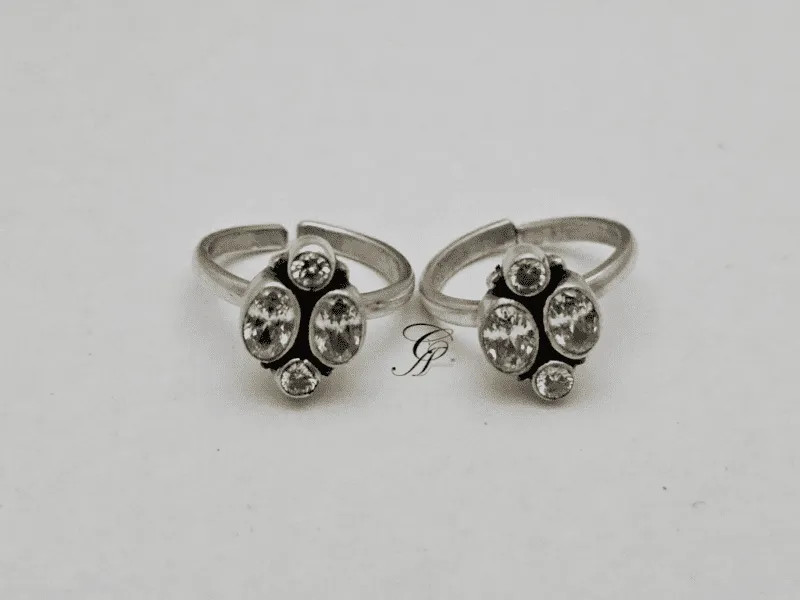 Silver Sparkle Sterling Silver Adjustable Toe Ring in 925 Silver 6-7gm (Approx)