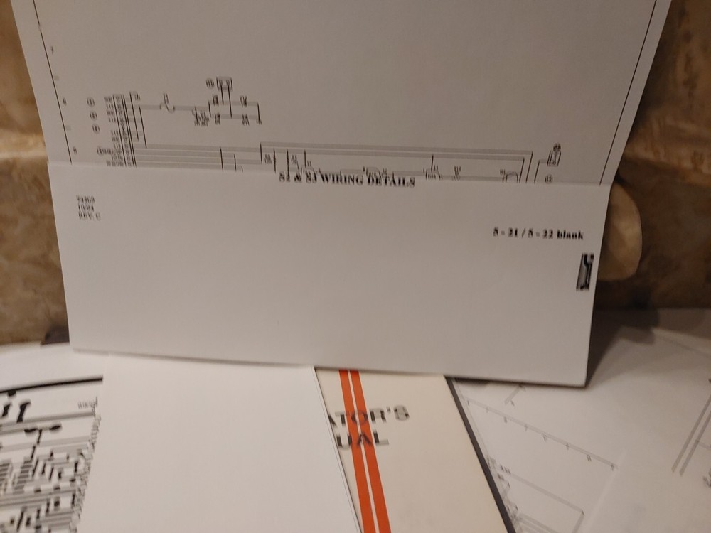 OPERATORS MANUAL: TEN-TEC 422 CENTURION LINEAR AMPLIFIER