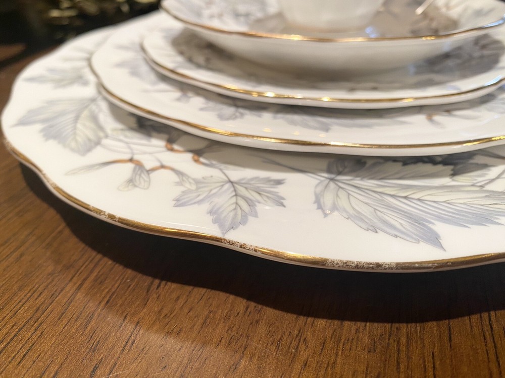 Royal Albert Silver Maple 5 Piece Place Settings England Bone China