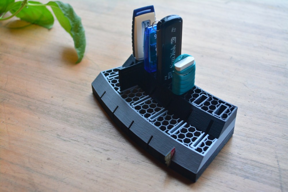 USB / SD / Micro SD Holder