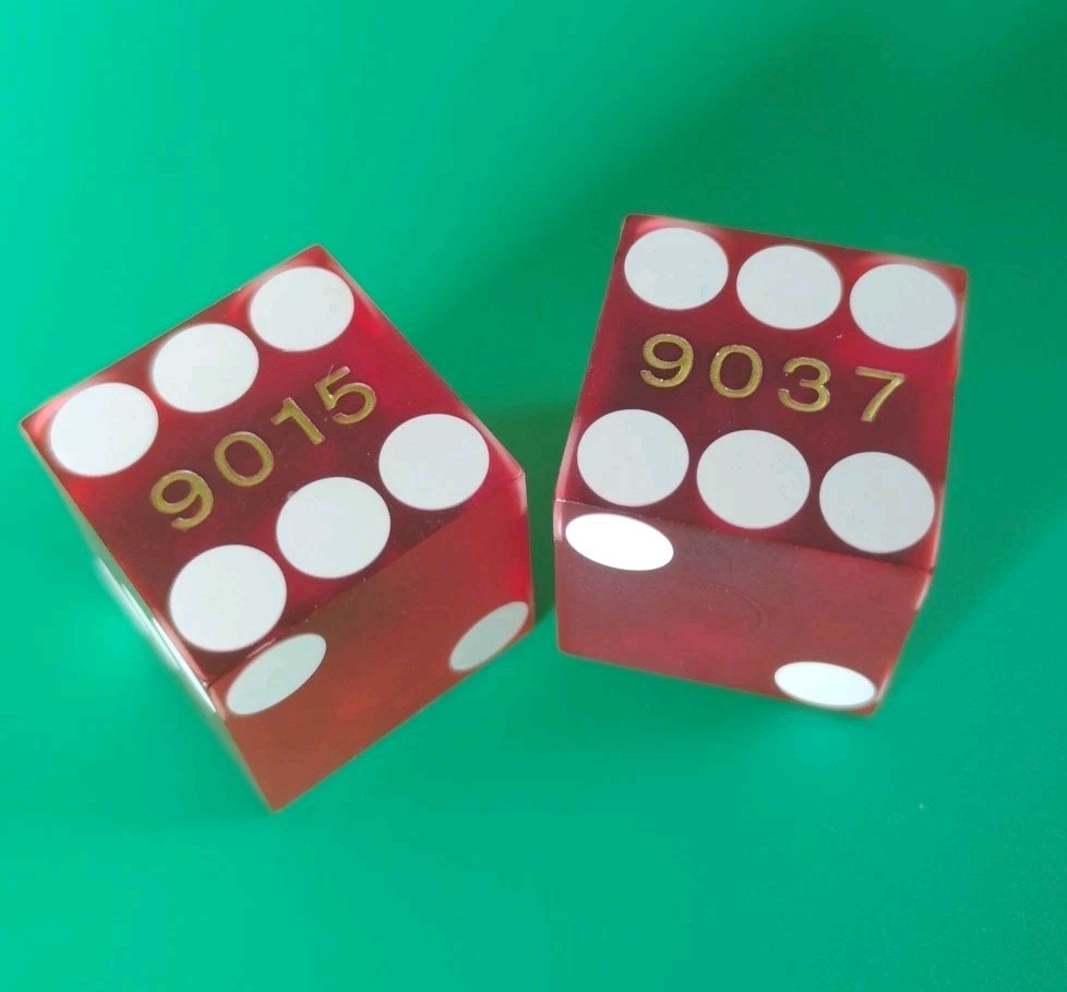 Sam's Town Dice Pair 214 2576