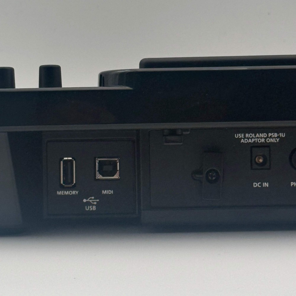 Roland Octapad SPD-30 BK 8-Pad Sampling Effects Electronic Module