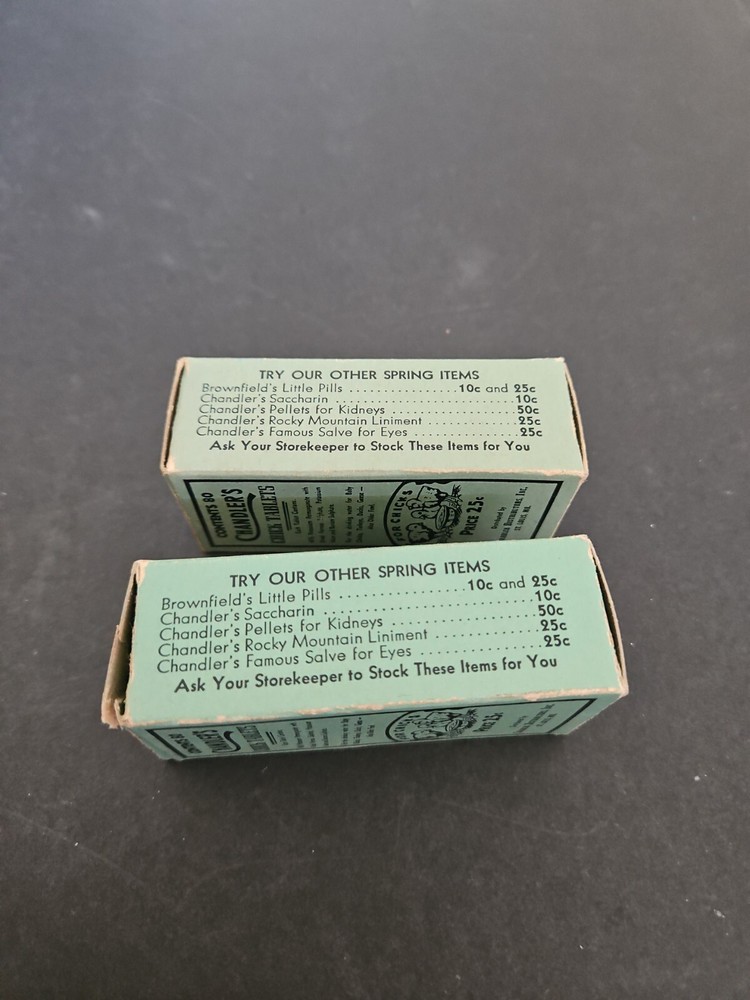 2-VINTAGE ANTIQUE 1941 EMPTY BOXES CHANDLER'S CHICK TABLETS FOR CHICKENS 🐔