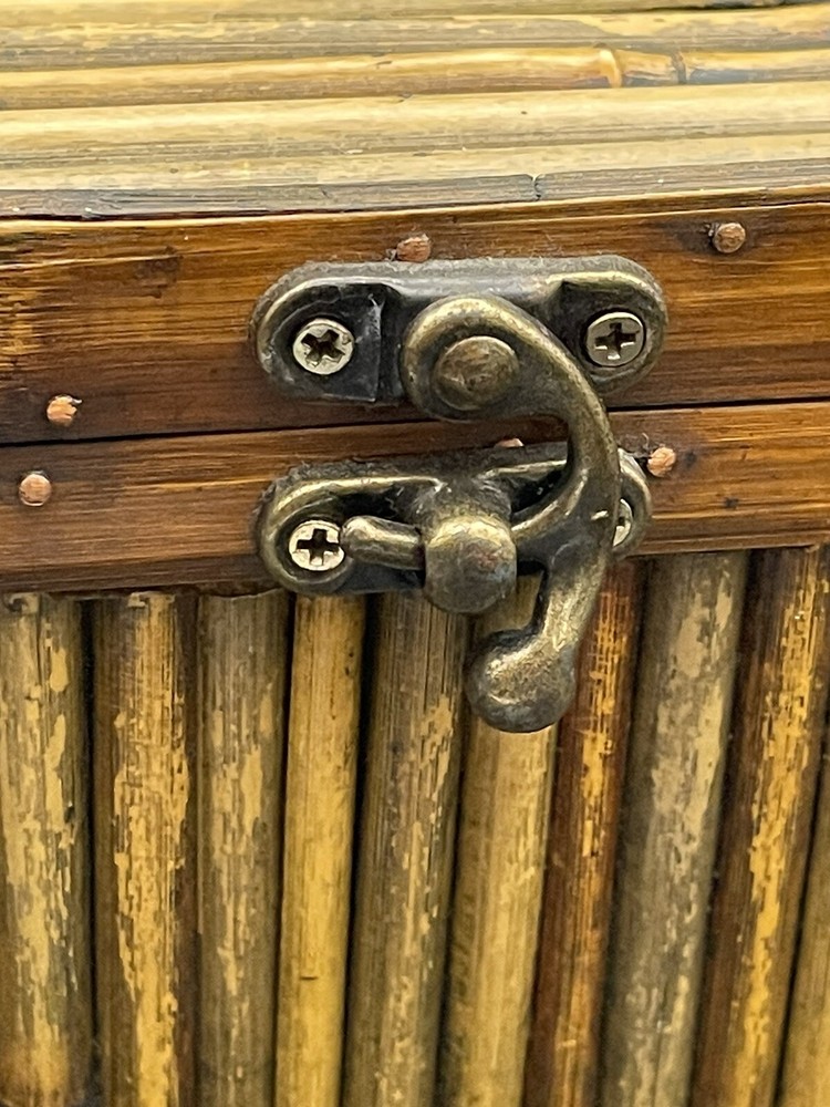 Bamboo wood box crate latching lid Home decor Storage