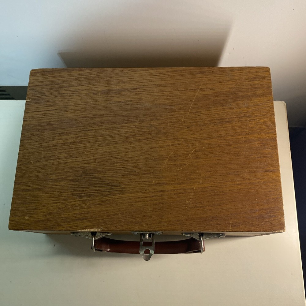 Vintage 60X Edmund Scientific Measuring Microscope With Orginal Box