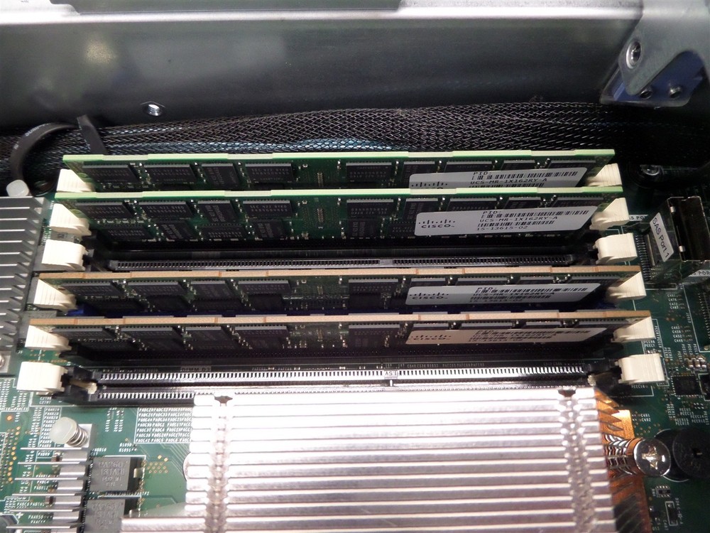 Cisco UCS C240 M3 Rack Server 272GB RAM - No HDD's