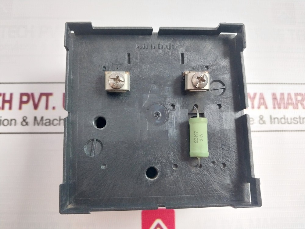 DEIF 0-300 V Voltmeter 1.5
