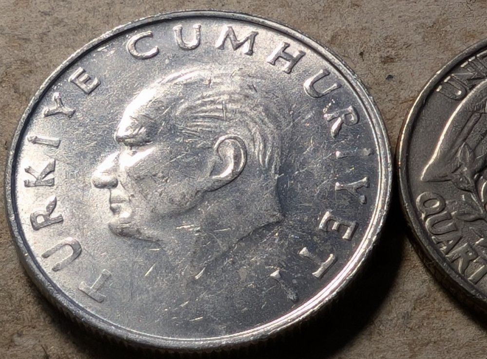 Turkey 25 lira 1988
