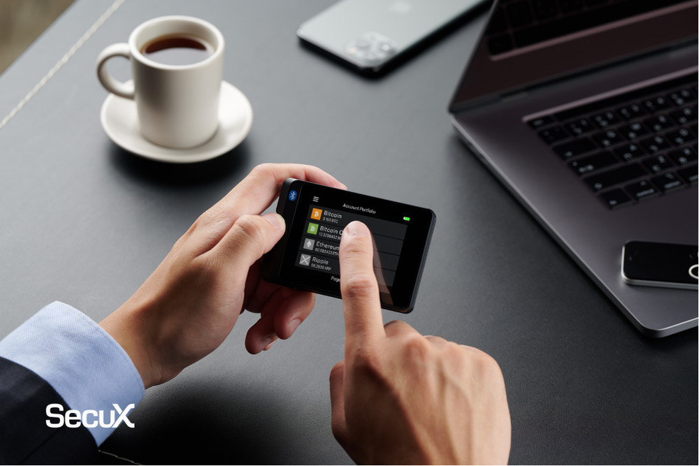 Secux W20 | NEW Crypto Hardware Wallet | USB Port |Bluetooth +Touchscreen