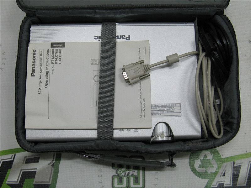 Panasonic PT-LC80U Desktop Projector Tested Working Very Good