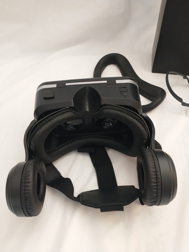 Pansonite VR Headset with Remote Control, 3D Glasses Virtual Reality Headset