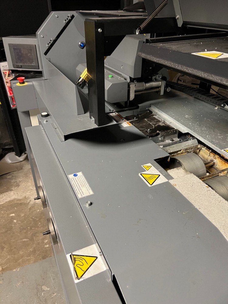 Duplo DPB-500 Perfect Bound Machine
