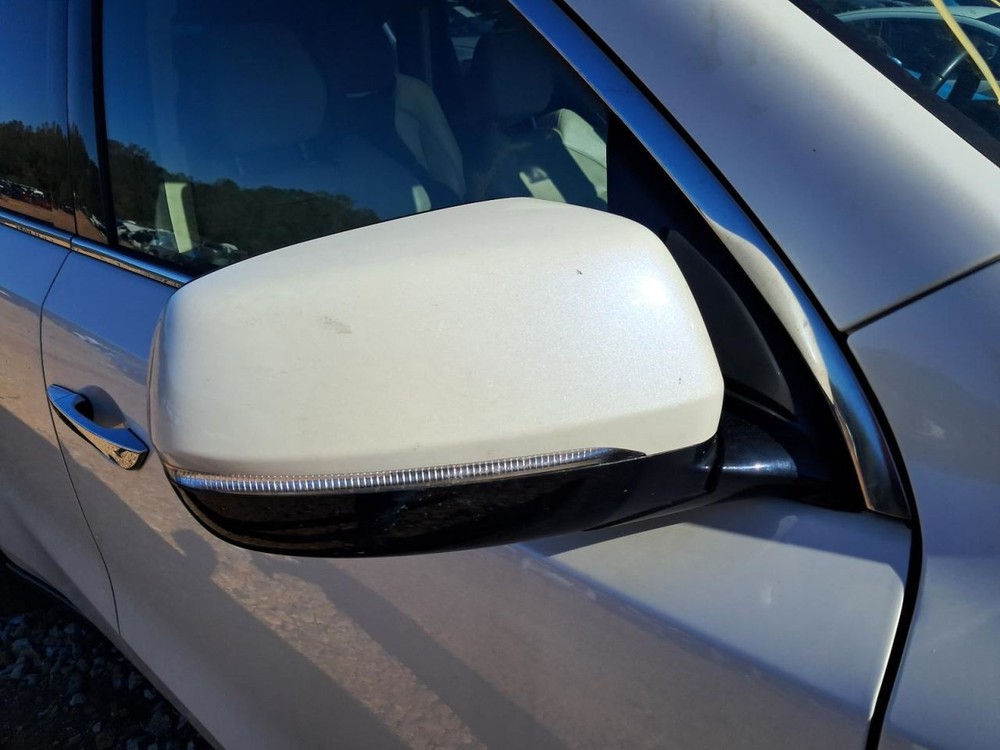 MDX 2014 Glove Box 4839130