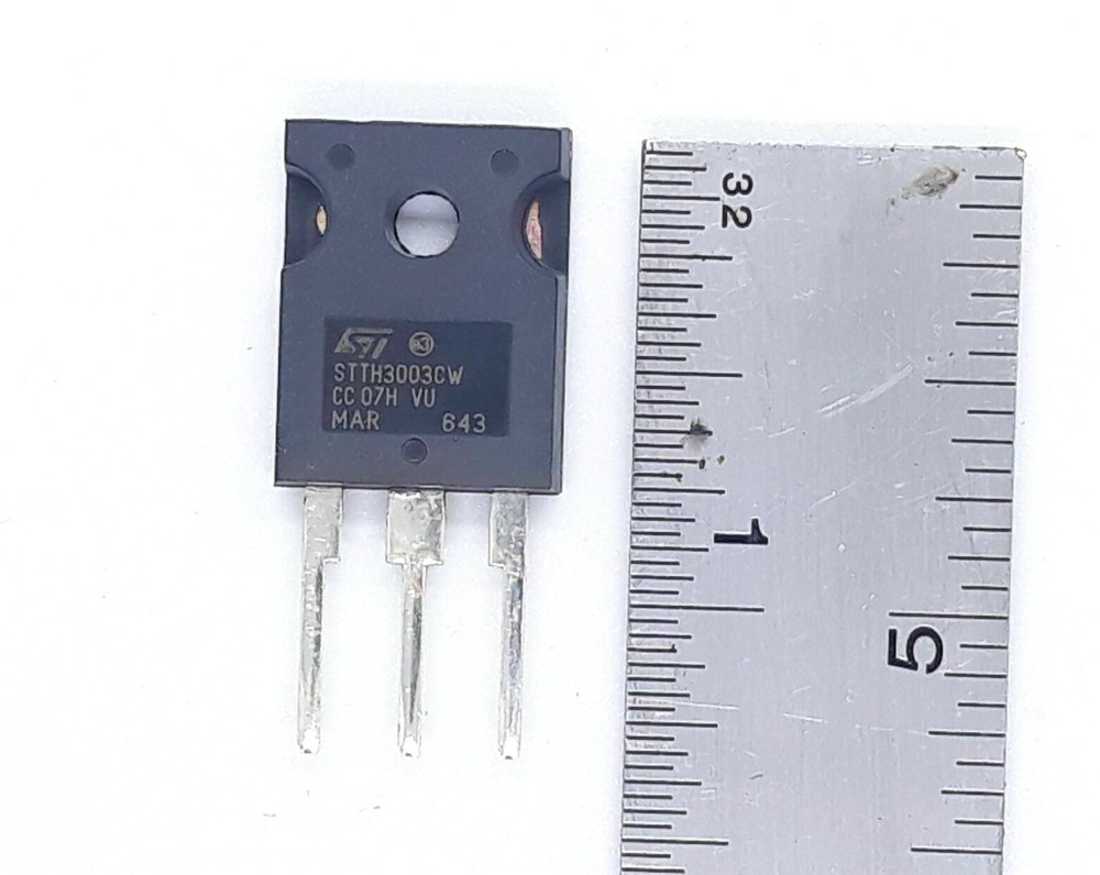 STMicroelectronics STTH3003CW Diode Array GP 300V 15A TO247-3 Six Pieces
