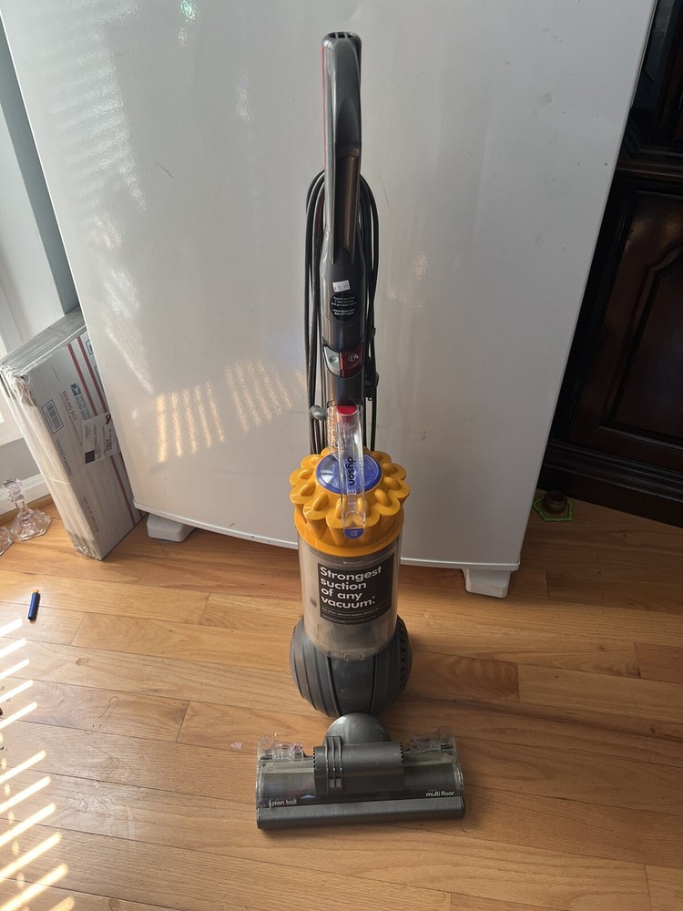 dyson  cyclone technology MG9-HEB1219A