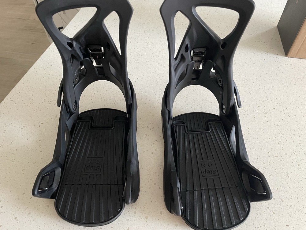 Burton Step On Women's Snowboard Bindings Black Medium Re:Flex Combo Disc