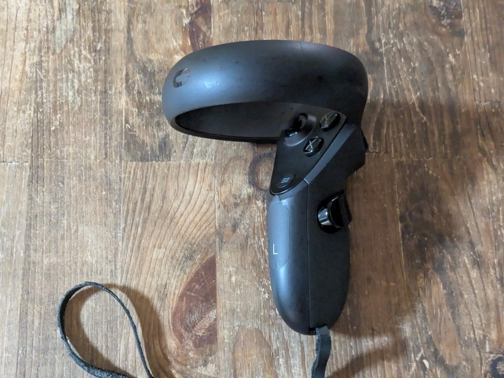 Meta Oculus Quest 1 / Rift S Controllers Left Only Genuine