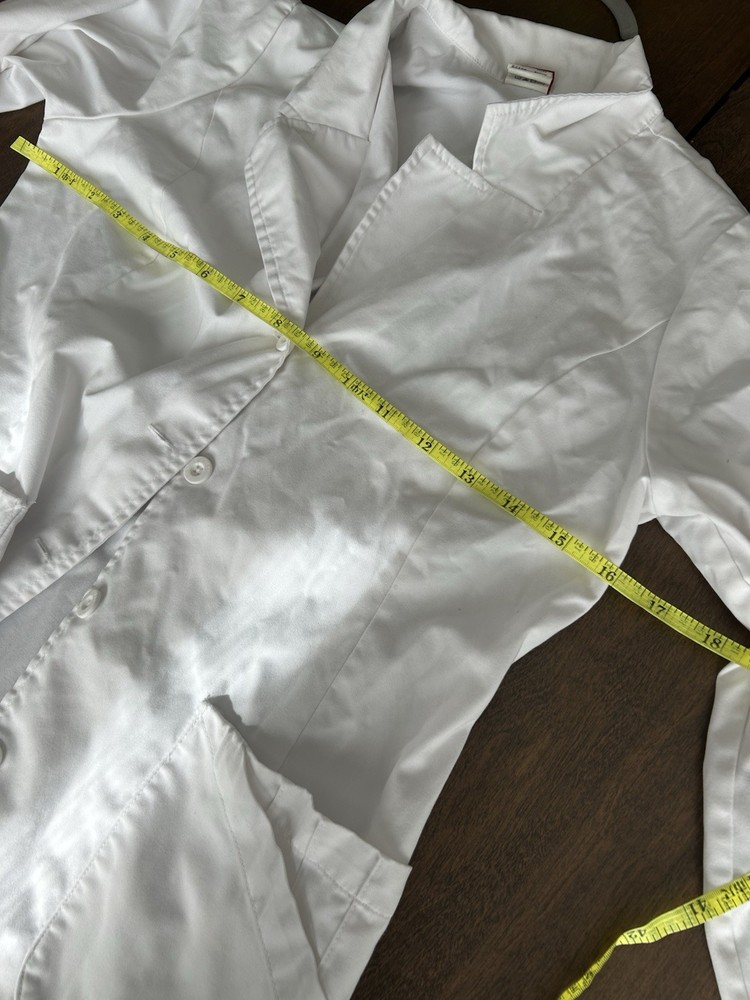 Dickies Lab Coat Women’s Size Medium White Long Sleeve Button Up Pockets