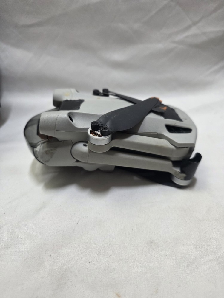 DJI Mini 3 Drone w/ Controller & Case – Video & Zoom Powers On-Gimbals Broken